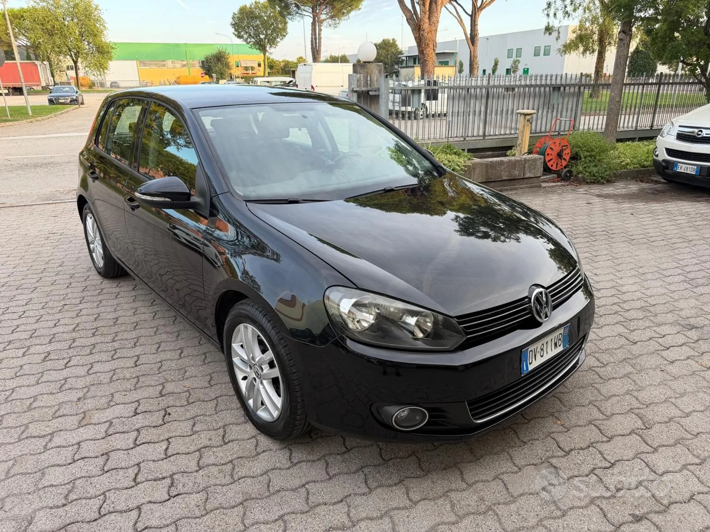 Volkswagen Golf 2009 photo 2