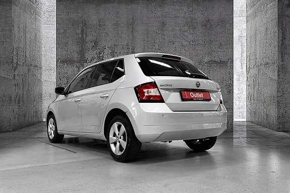 Skoda Fabia 2015 photo 4