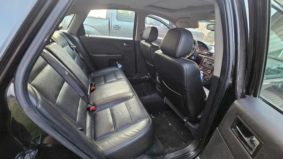 Ford Taurus 2009 photo 3