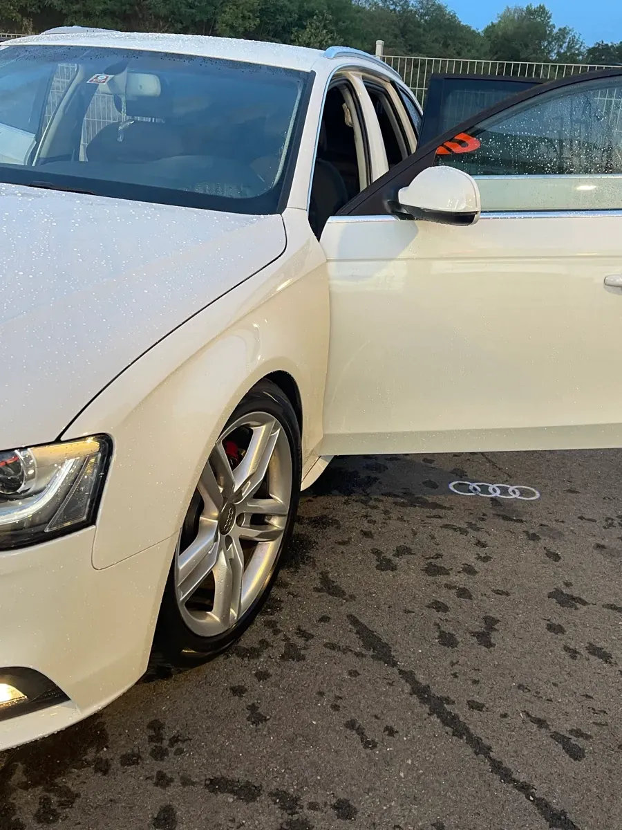 Audi A4 2014 photo 3