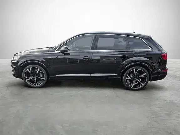 Audi Q7 2017 photo 2