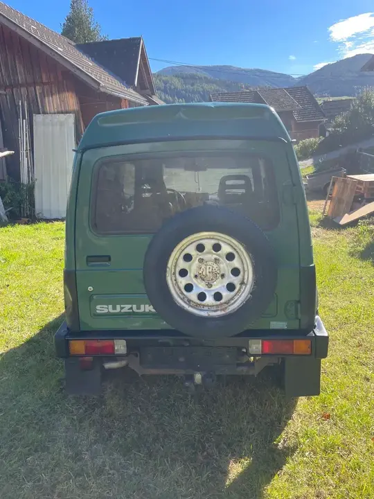 Suzuki Samurai 1989 photo 3