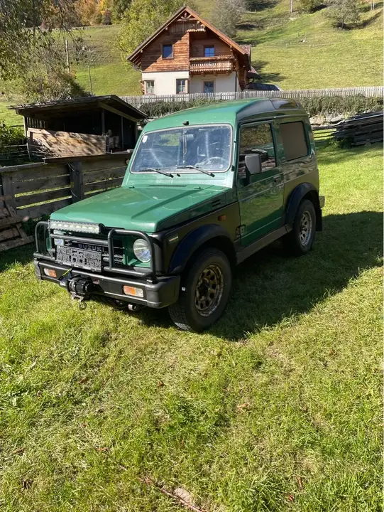 Suzuki Samurai