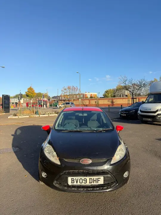 Ford Fiesta 2009 photo 3