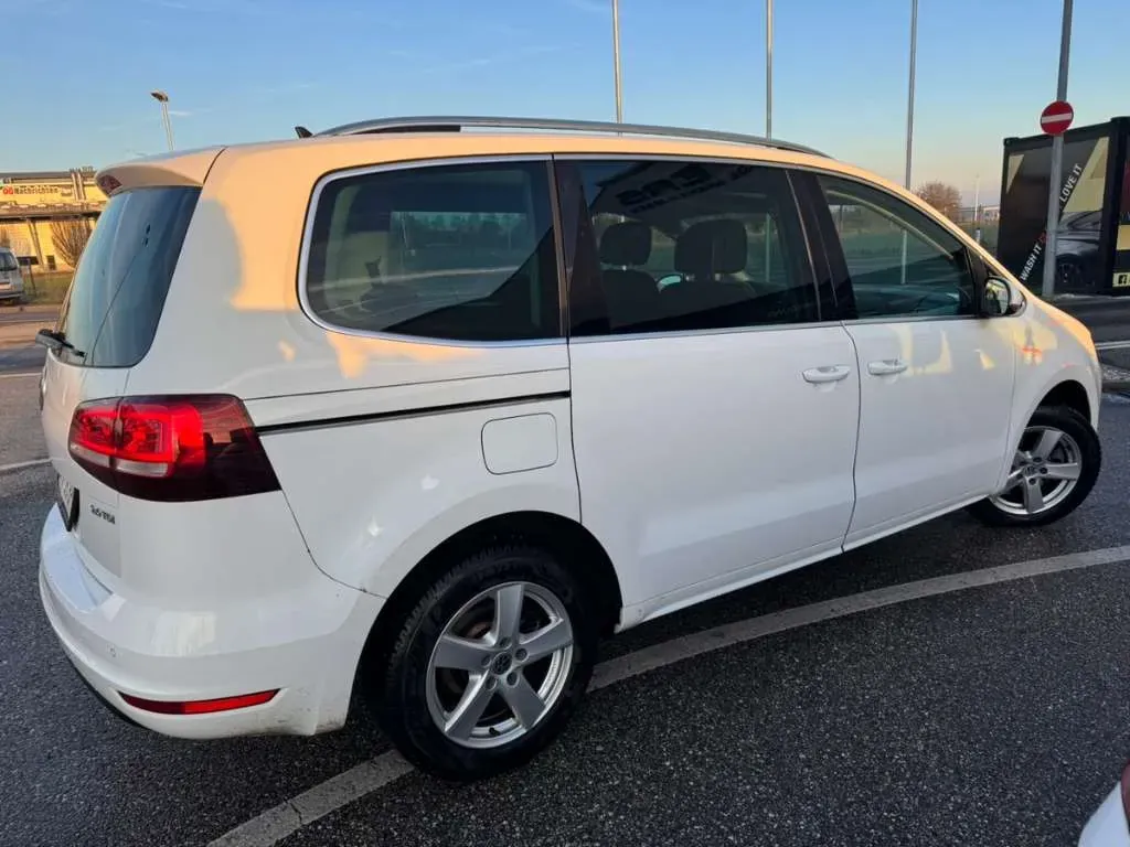 Volkswagen Sharan 2016 photo 3