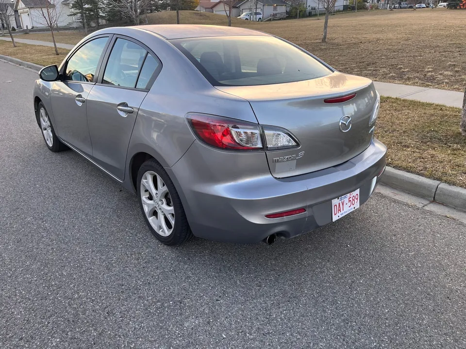 Mazda 3 2010 photo 4