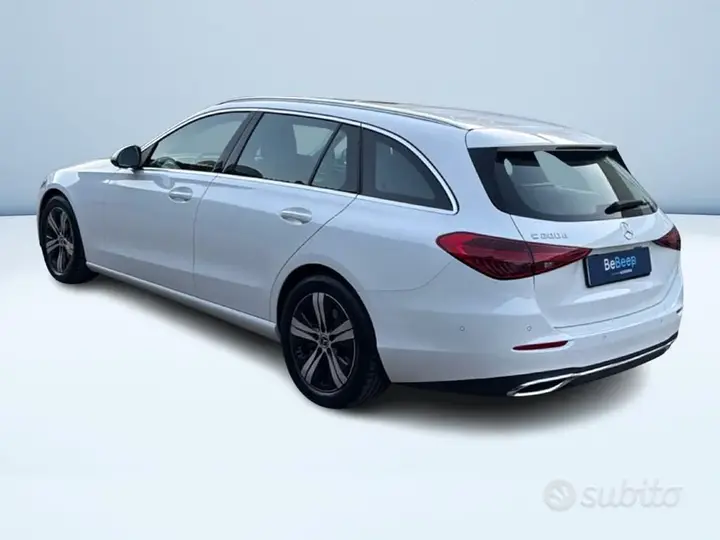 Mercedes-Benz C-Class 2026 photo 5