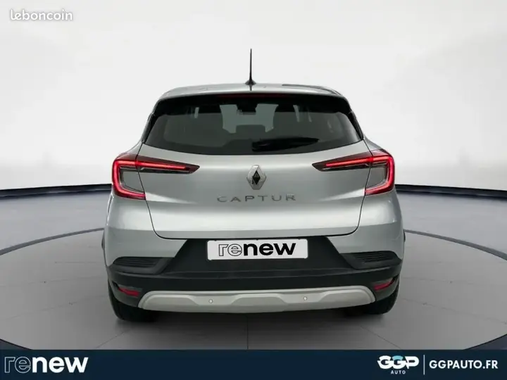 Renault Captur 2022 photo 4