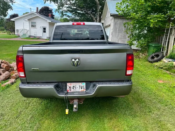 Dodge Ram 1500 2012 photo 4