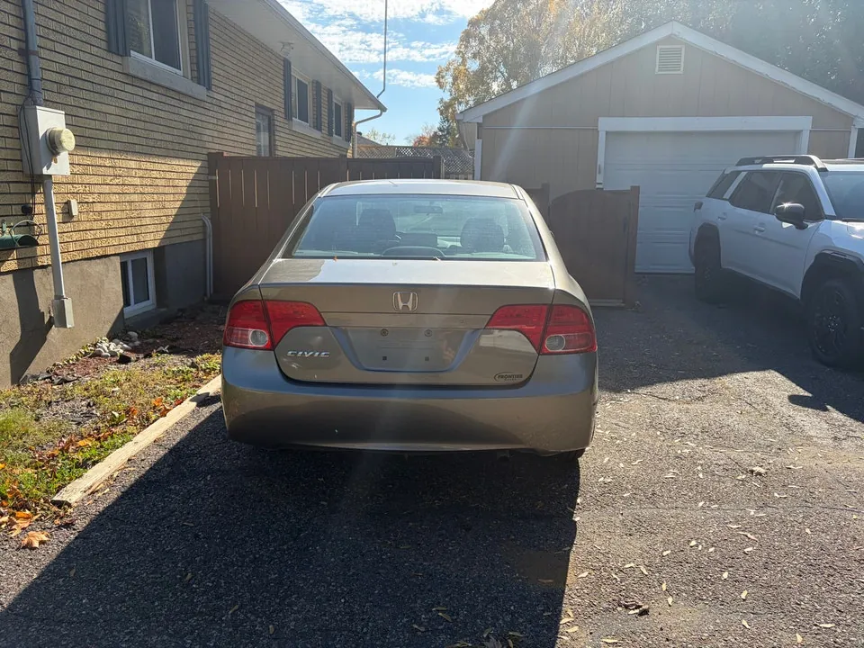 Honda Civic 2007 photo 4