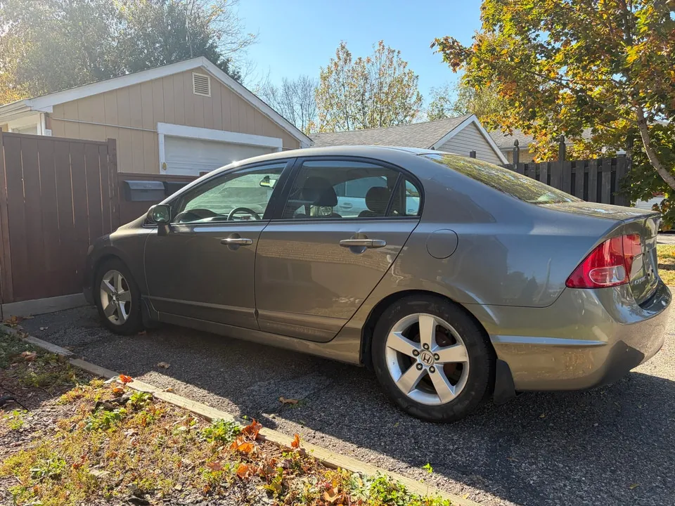 Honda Civic 2007 photo 3