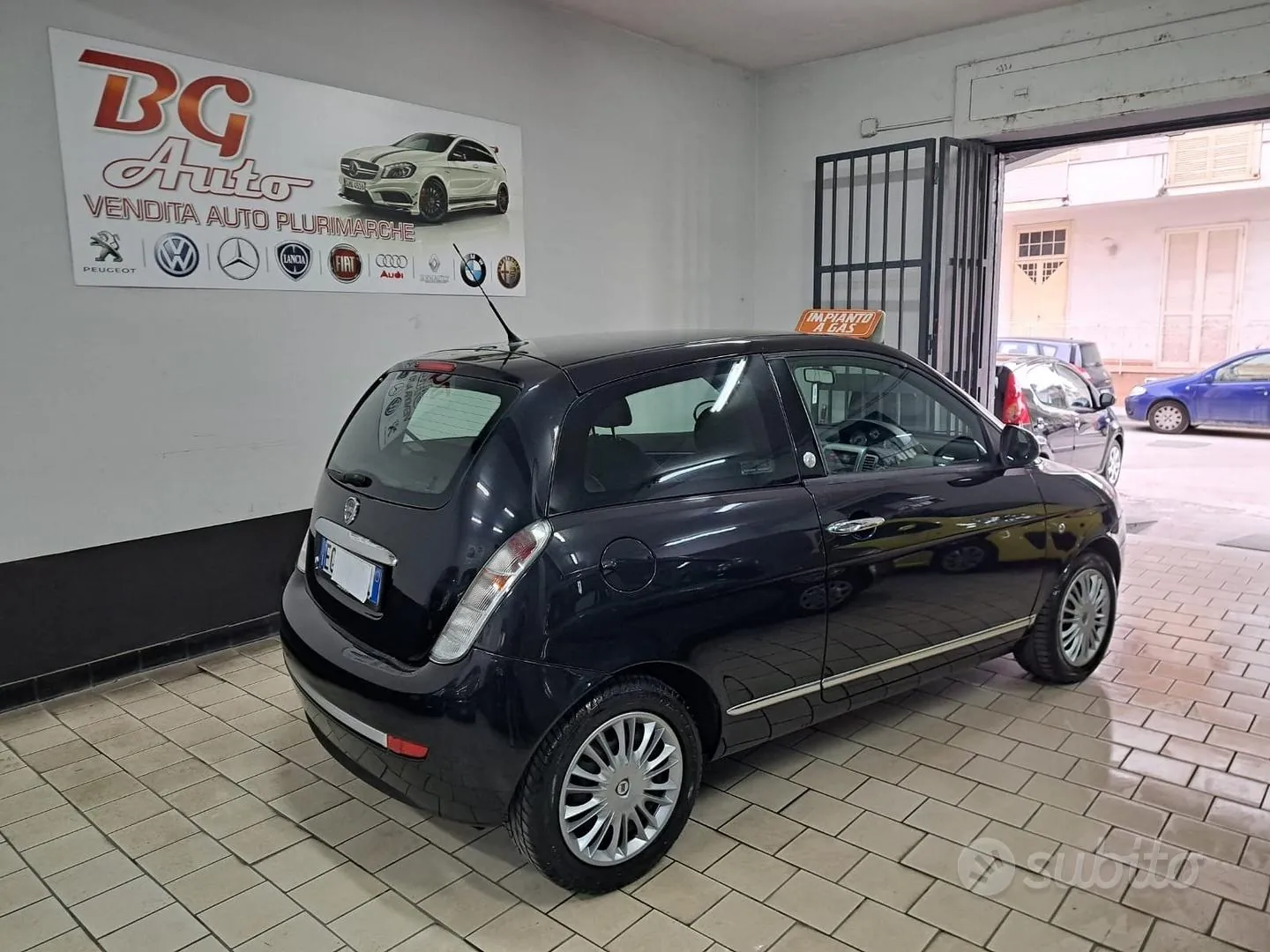 Lancia Ypsilon 2011 photo 2