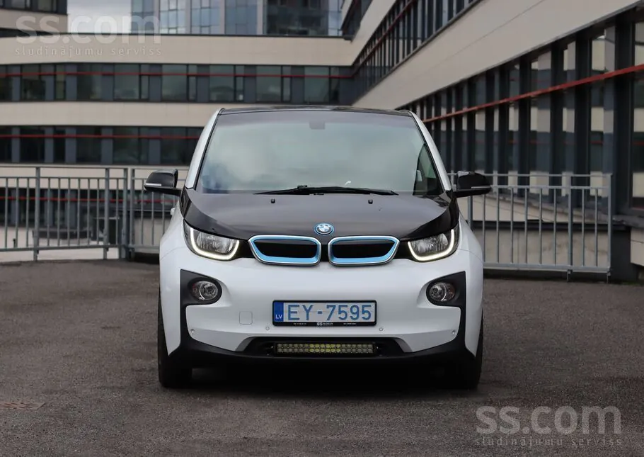 BMW I3 2015 photo 2