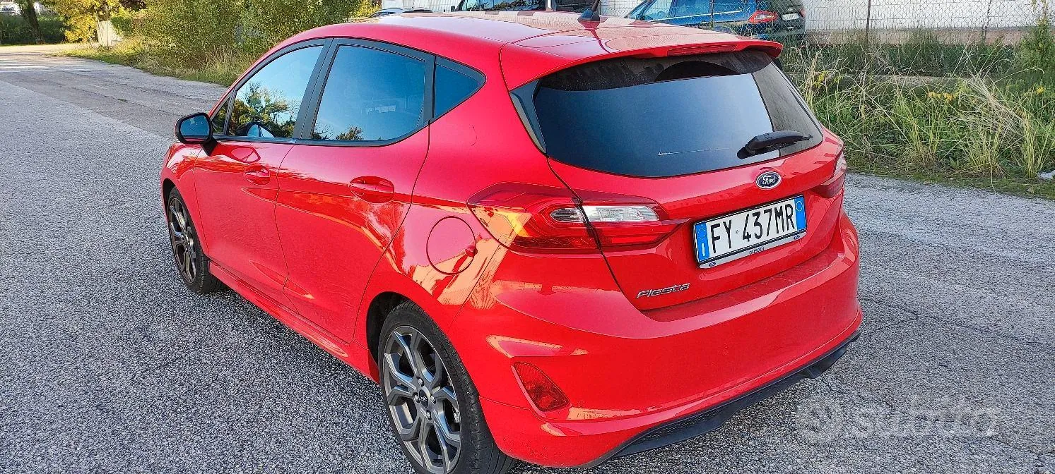 Ford Fiesta 2019 photo 2