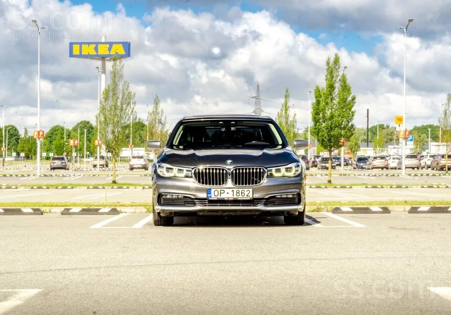 BMW 740 2017 photo 3