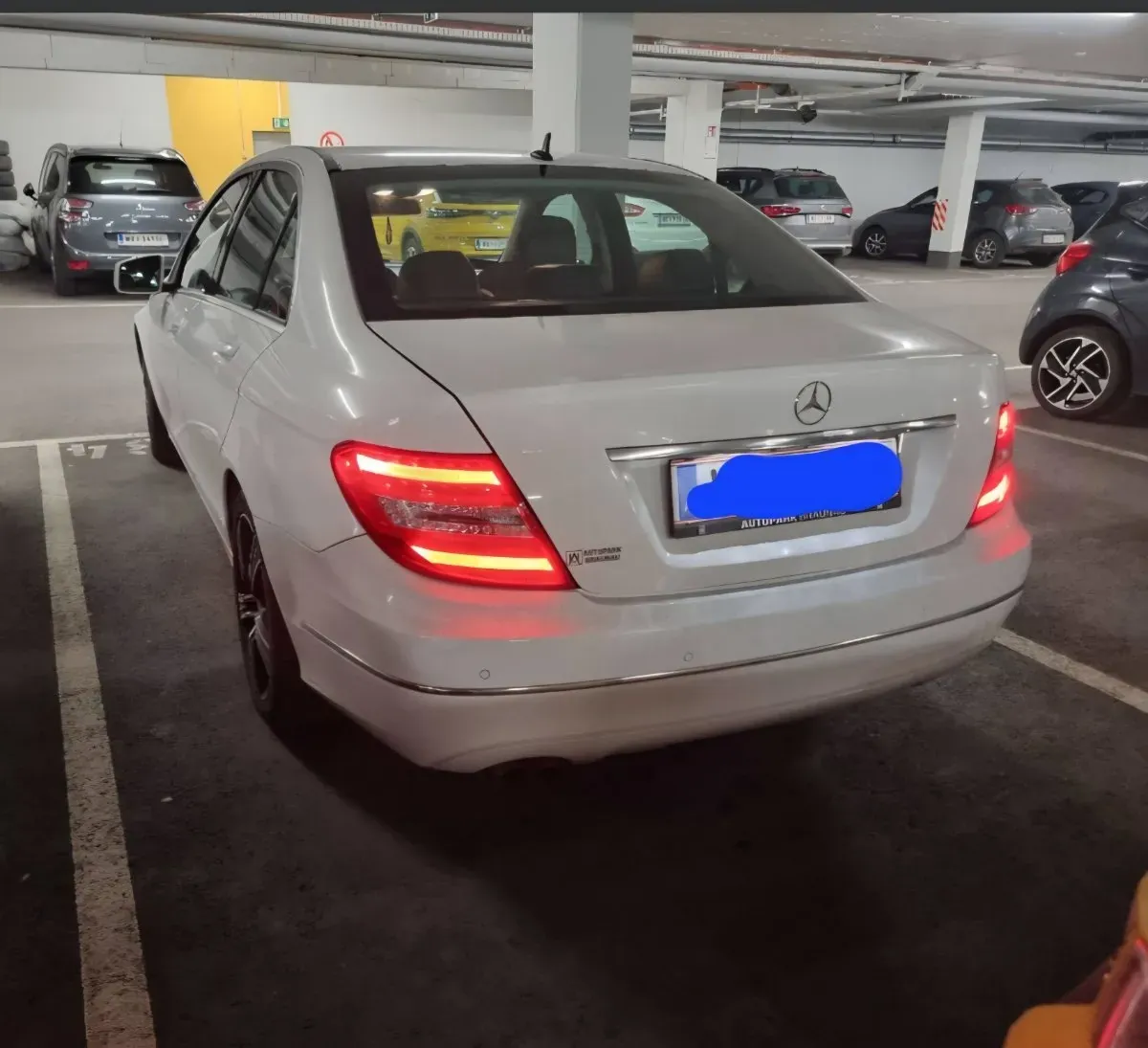 Mercedes-Benz C-Class 2014 photo 3