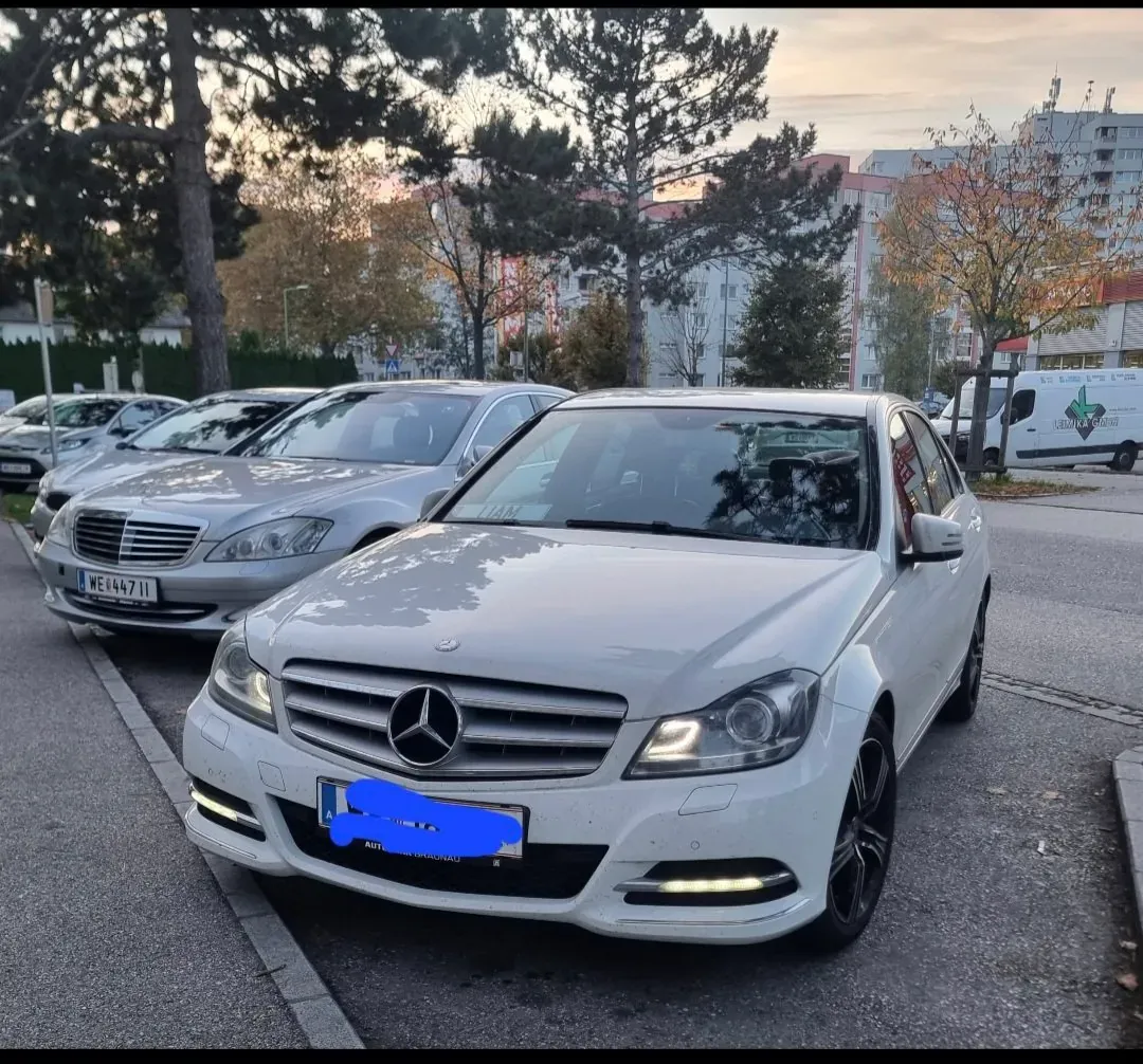 Mercedes-Benz C-Class 2014 photo 2