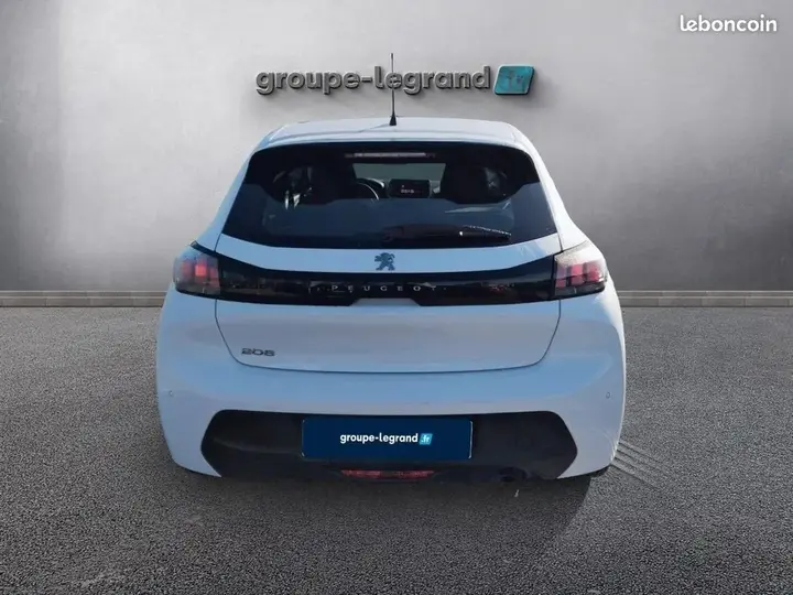 Peugeot 208 2023 photo 5