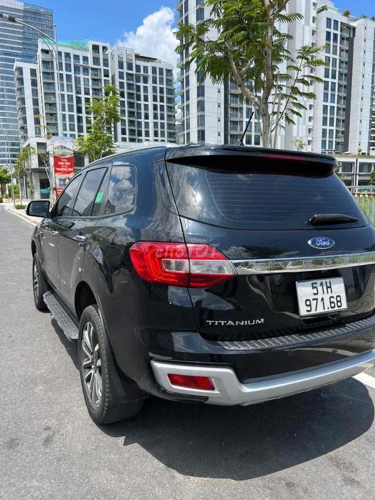 Ford Everest 2021 photo 2