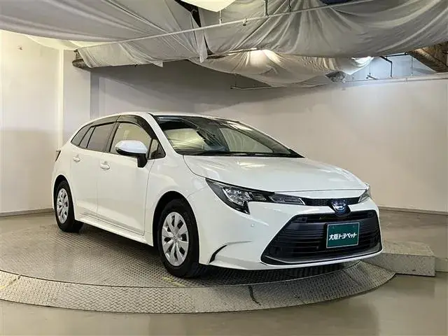 Toyota Corolla Touring 2023 photo 3