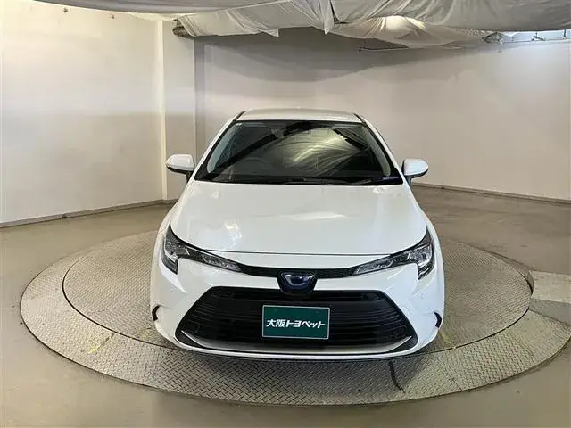 Toyota Corolla Touring 2023 photo 2