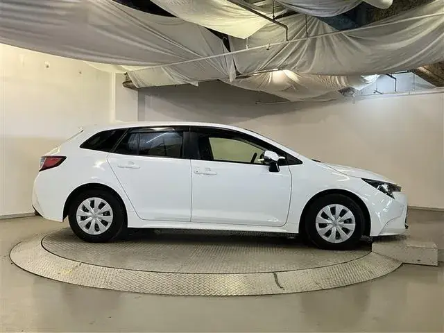 Toyota Corolla Touring 2023 photo 5