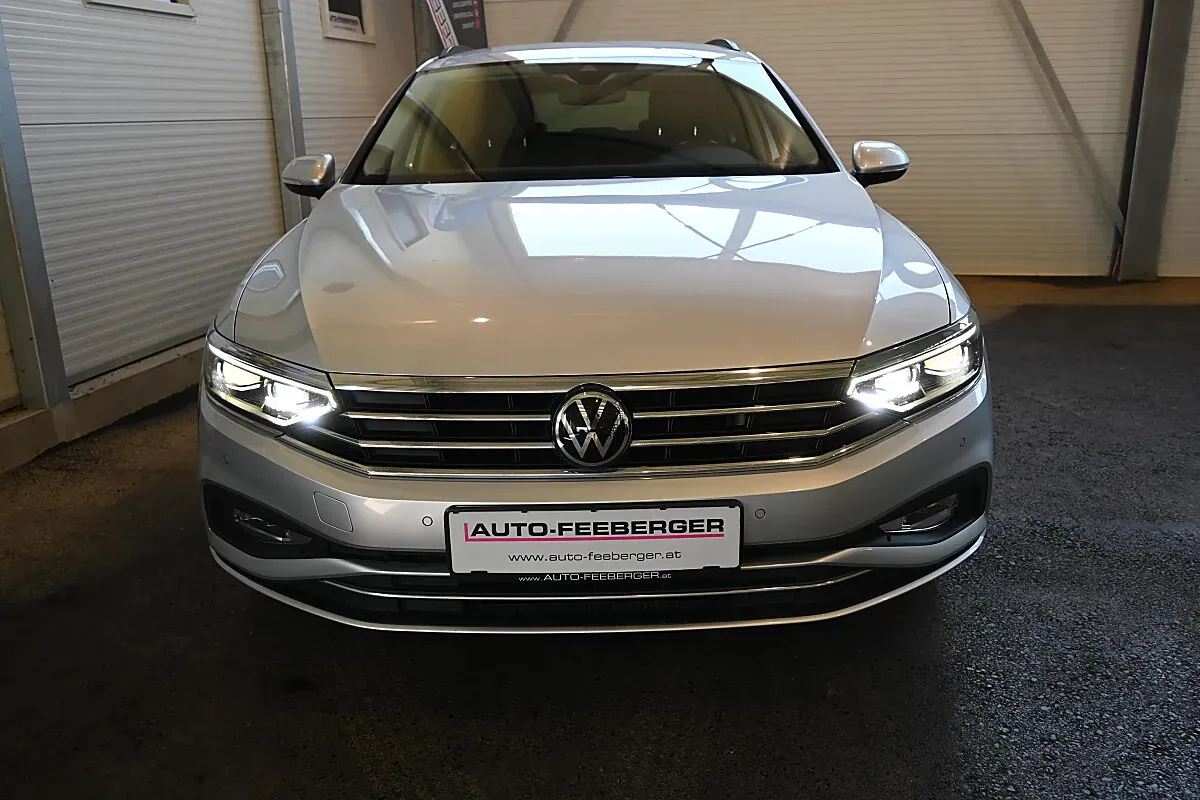 Volkswagen Passat 2021 photo 2
