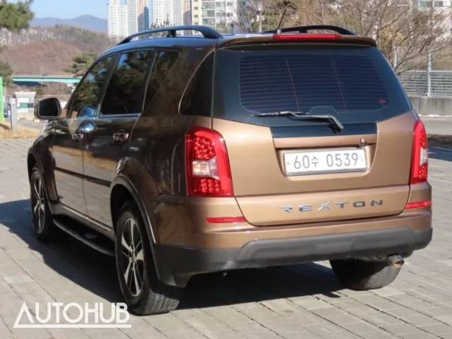 KG Mobility Lex턴W 2015 photo 4