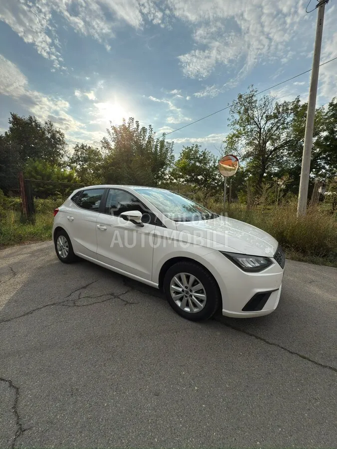 Seat Ibiza 2021 photo 2