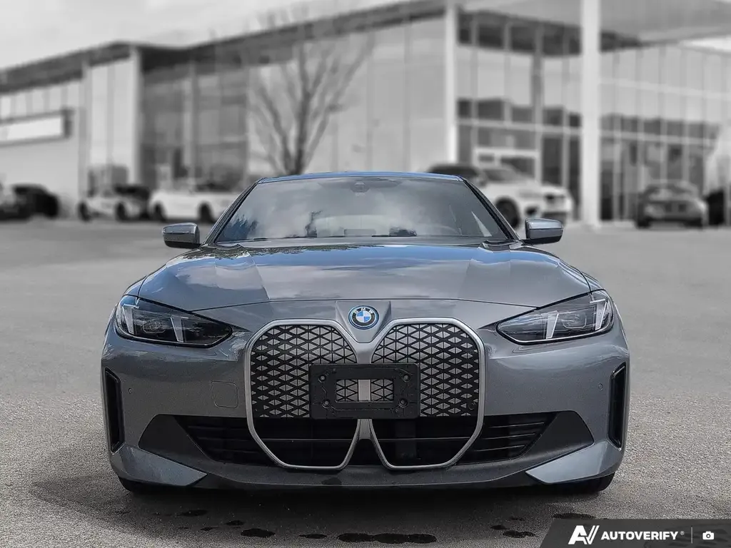 BMW I4 2025 photo 2
