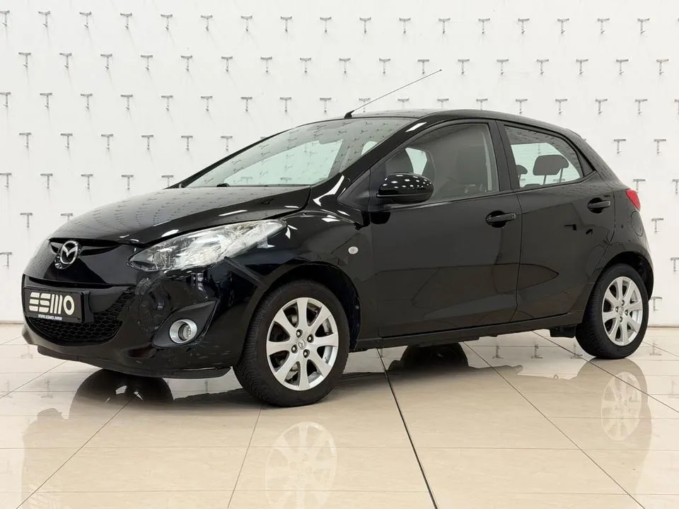 Mazda 2