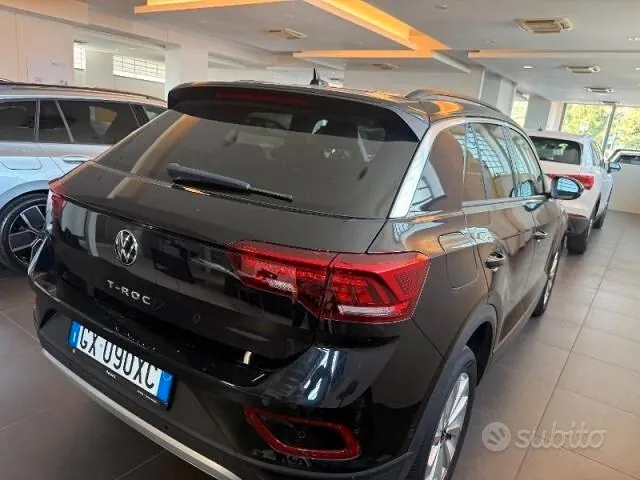 Volkswagen T-Roc 2024 photo 3