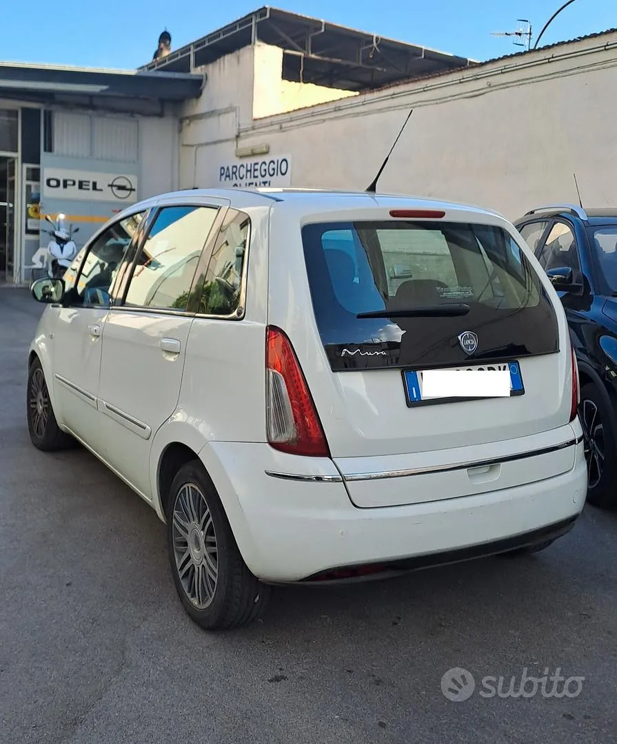 Lancia Musa 2011 photo 2
