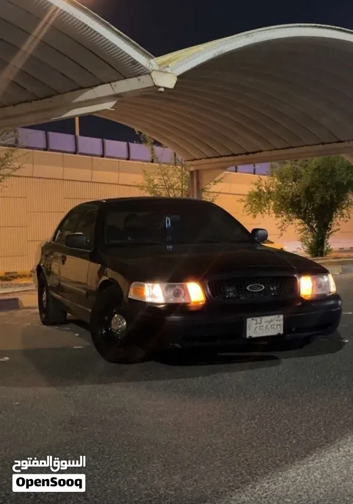 Ford Crown Victoria