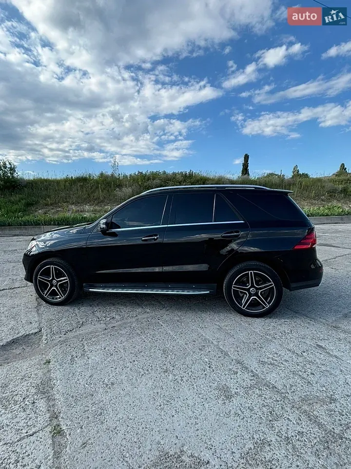 Mercedes-Benz Gle-Class 2017 photo 4