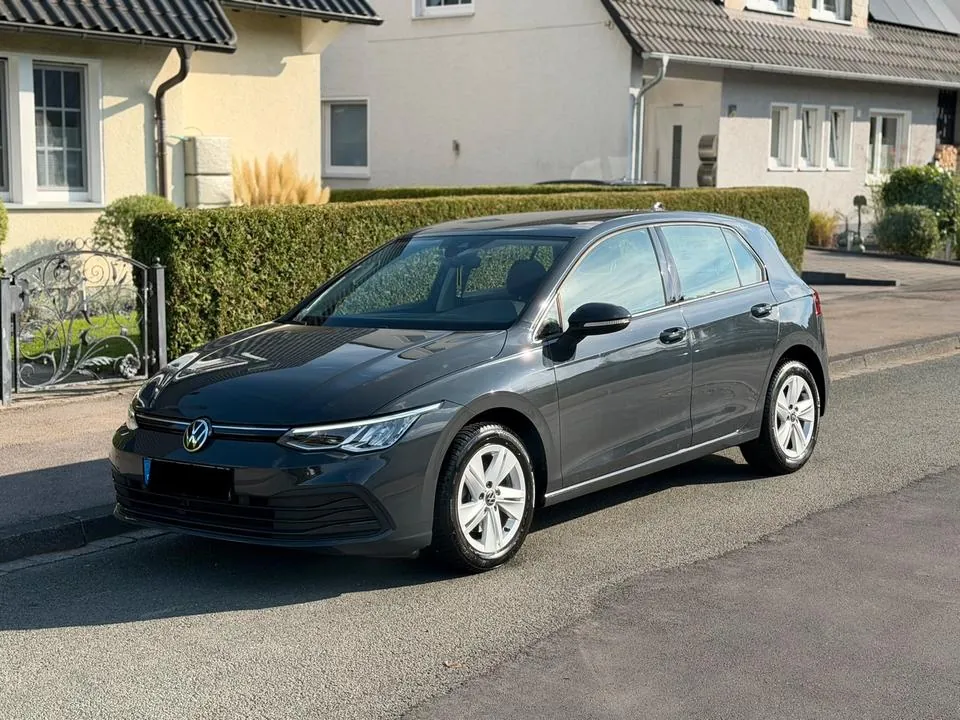 Volkswagen Golf 8