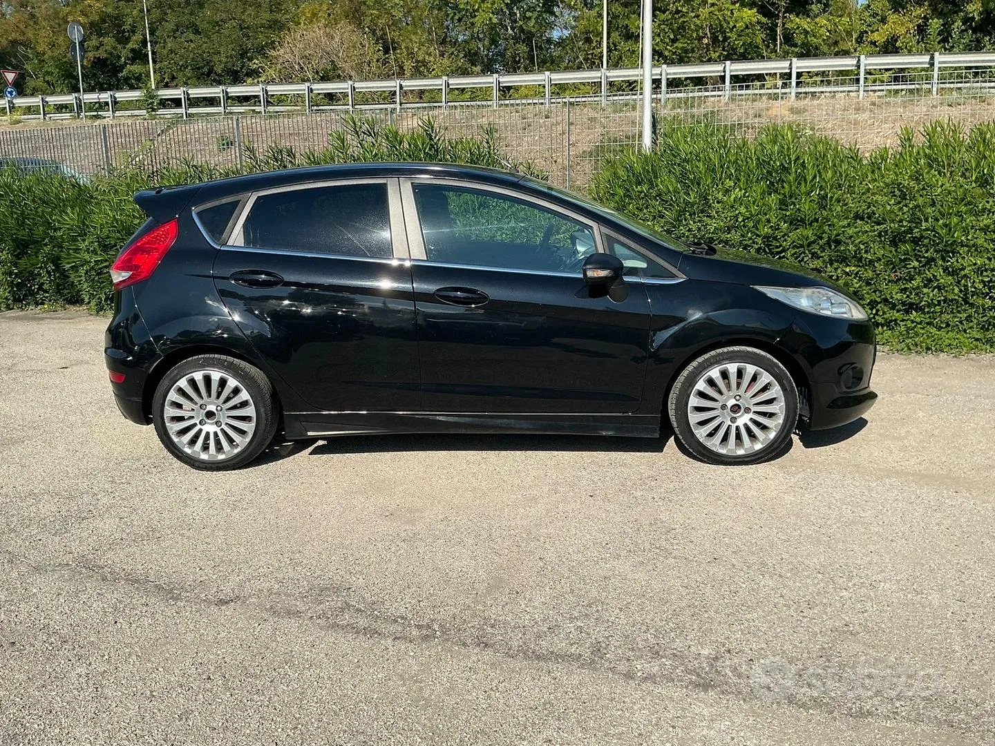Ford Fiesta 2009 photo 5
