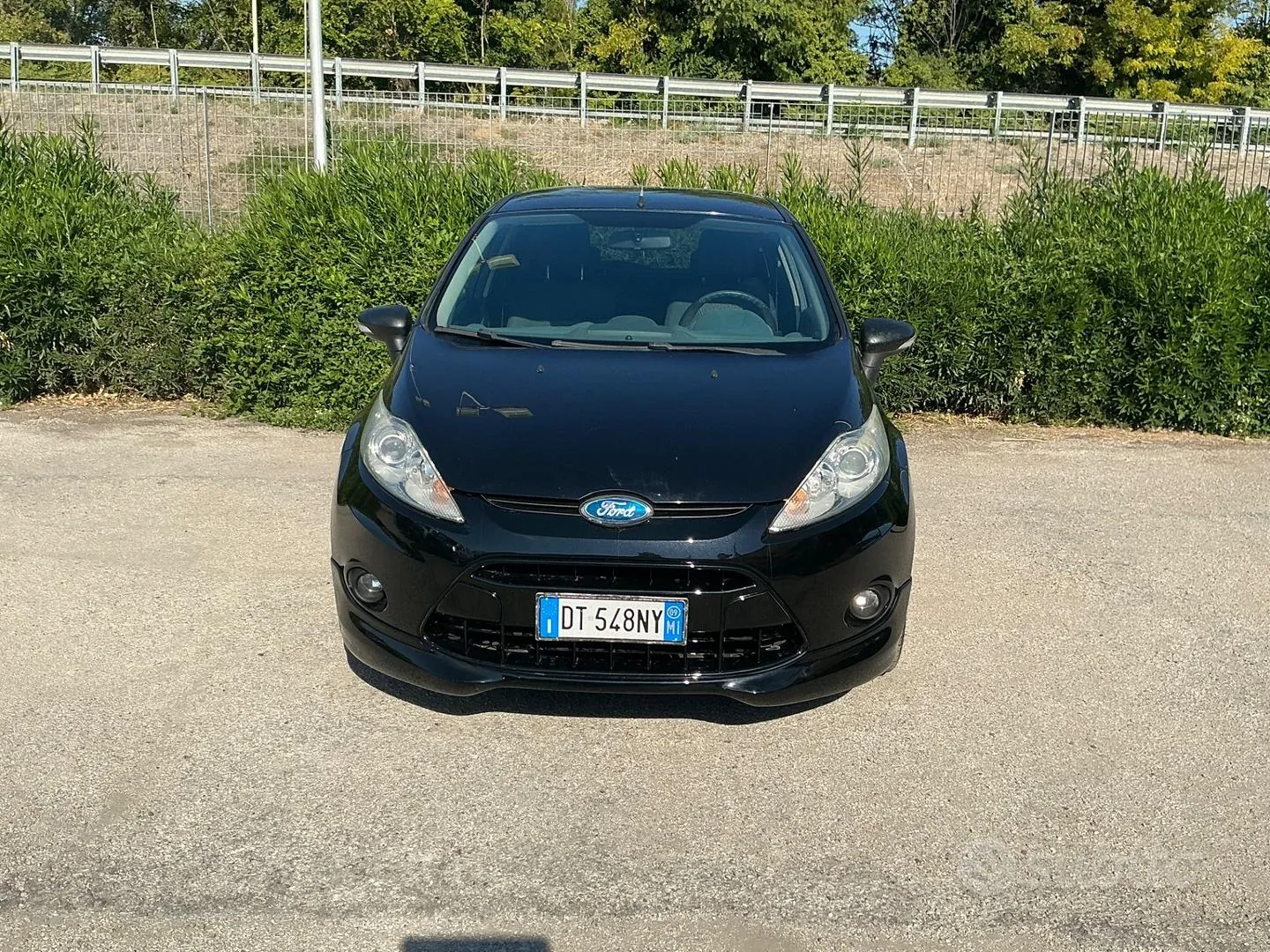 Ford Fiesta 2009 photo 2