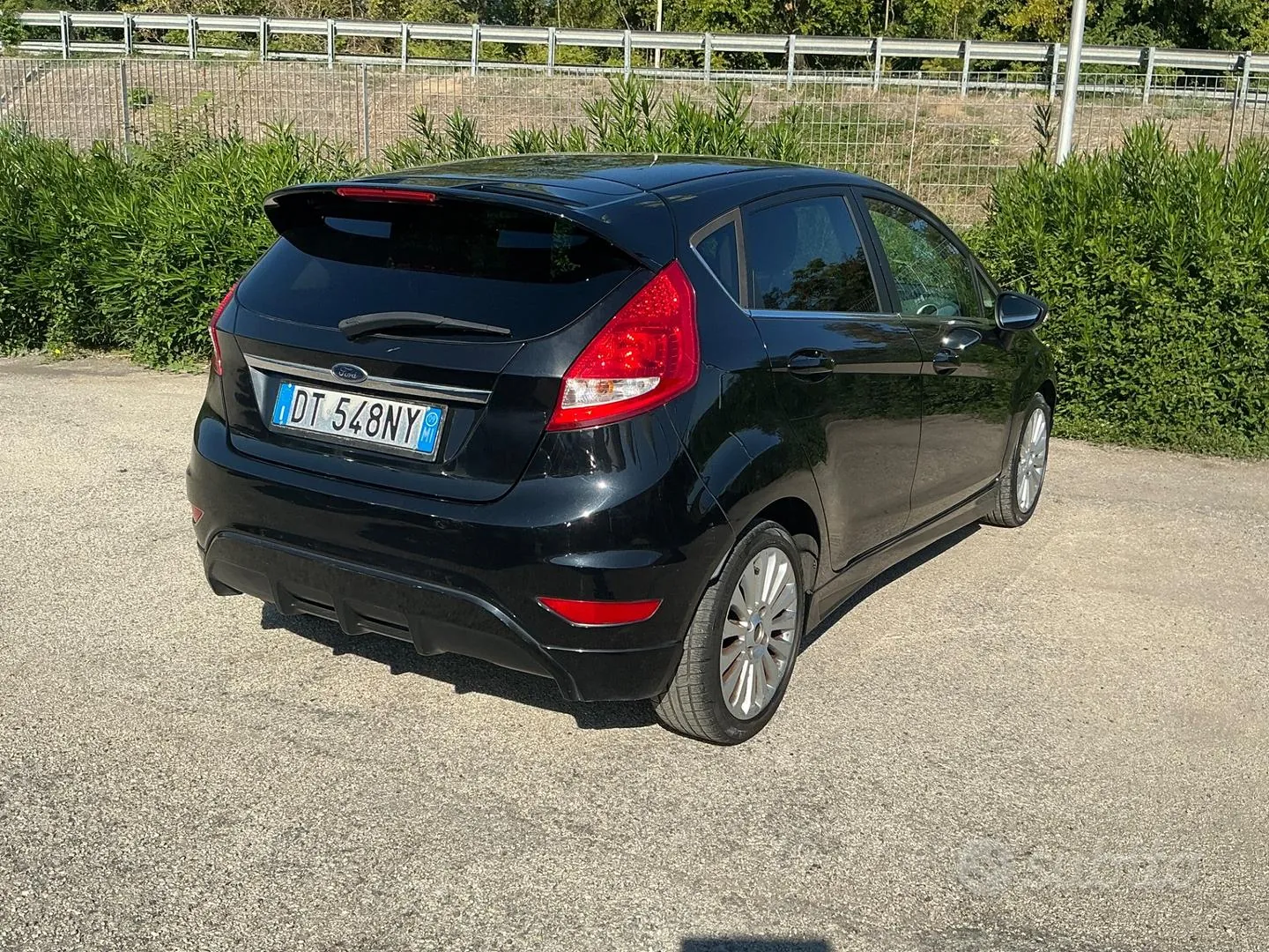 Ford Fiesta 2009 photo 3