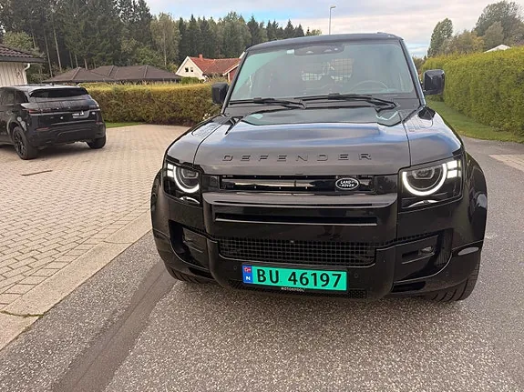 Land Rover Defender 110 2026 photo 3