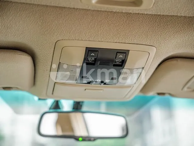 Toyota Land Cruiser Prado 2011 photo 5