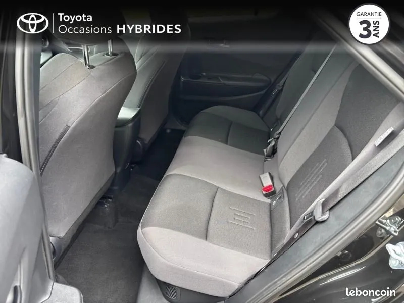 Toyota C-Hr 2025 photo 4