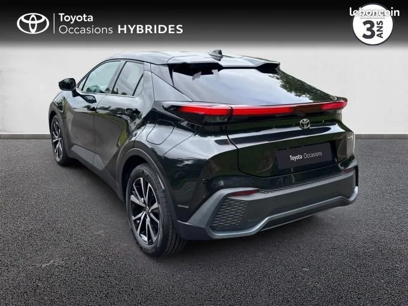 Toyota C-Hr 2025 photo 2