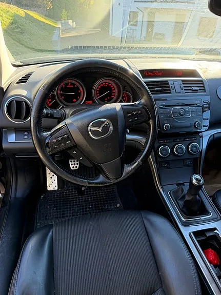 Mazda 6 2011 photo 3