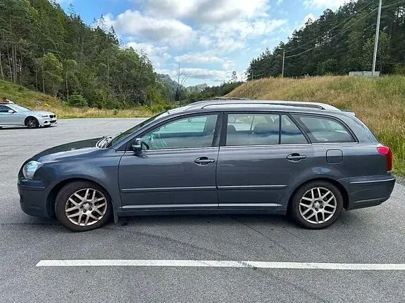 Toyota Avensis 2007 photo 4