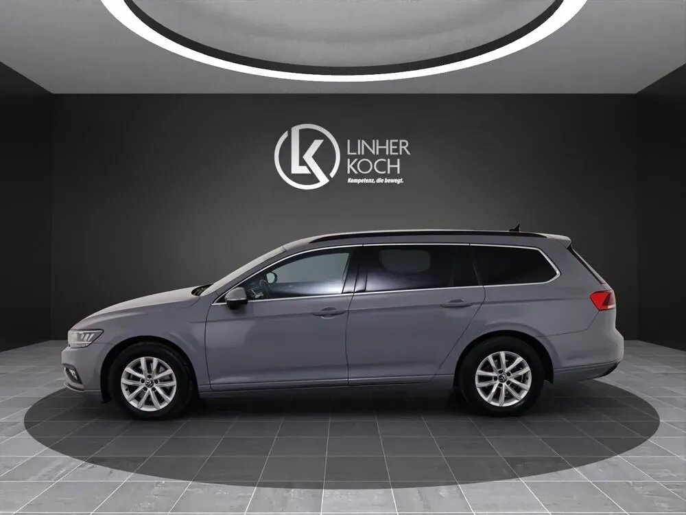 Volkswagen Passat 2023 photo 2