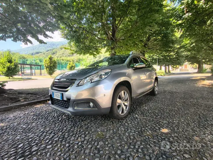 Peugeot 2008 2013 photo 2