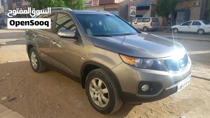 Kia Sorento 2012 photo 2
