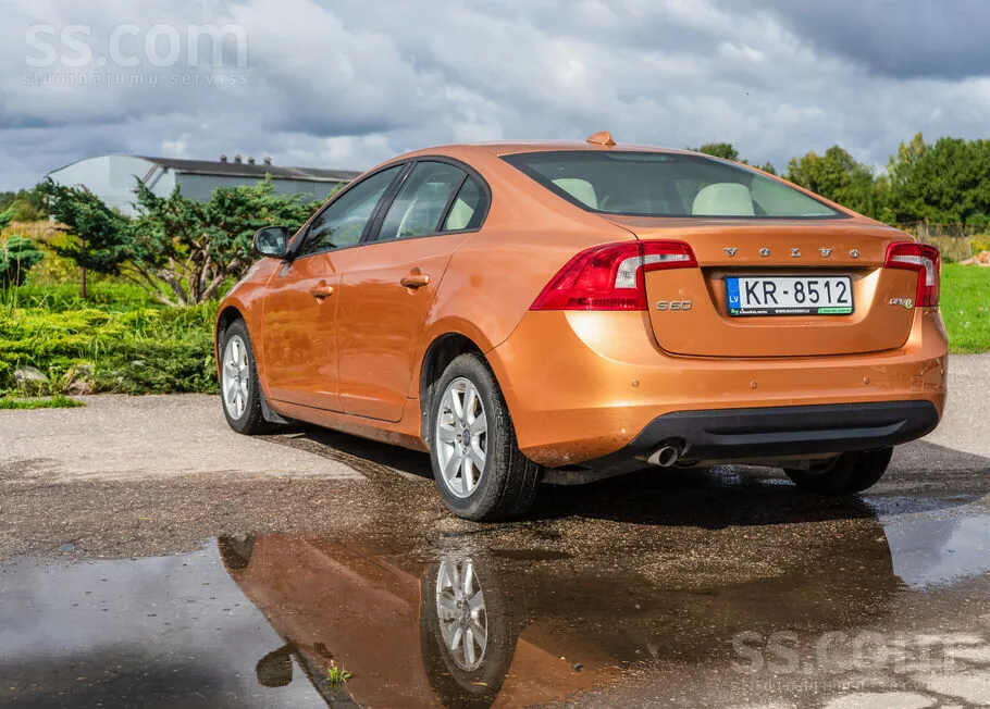 Volvo S60 2012 photo 5