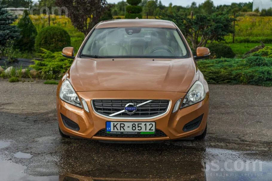 Volvo S60 2012 photo 3